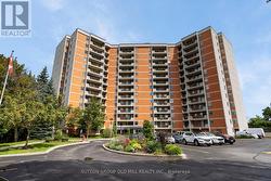 602 - 7811 YONGE STREET Markham, ON L3T 4S3