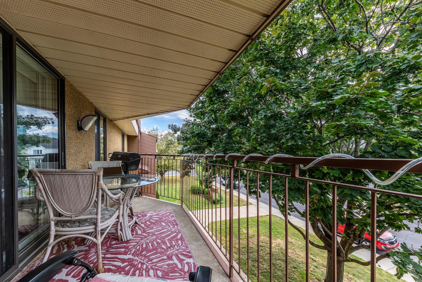 Balcon - 202-845 Rue Rodier, Saint-Jean-Sur-Richelieu, QC - Outdoor With Exterior