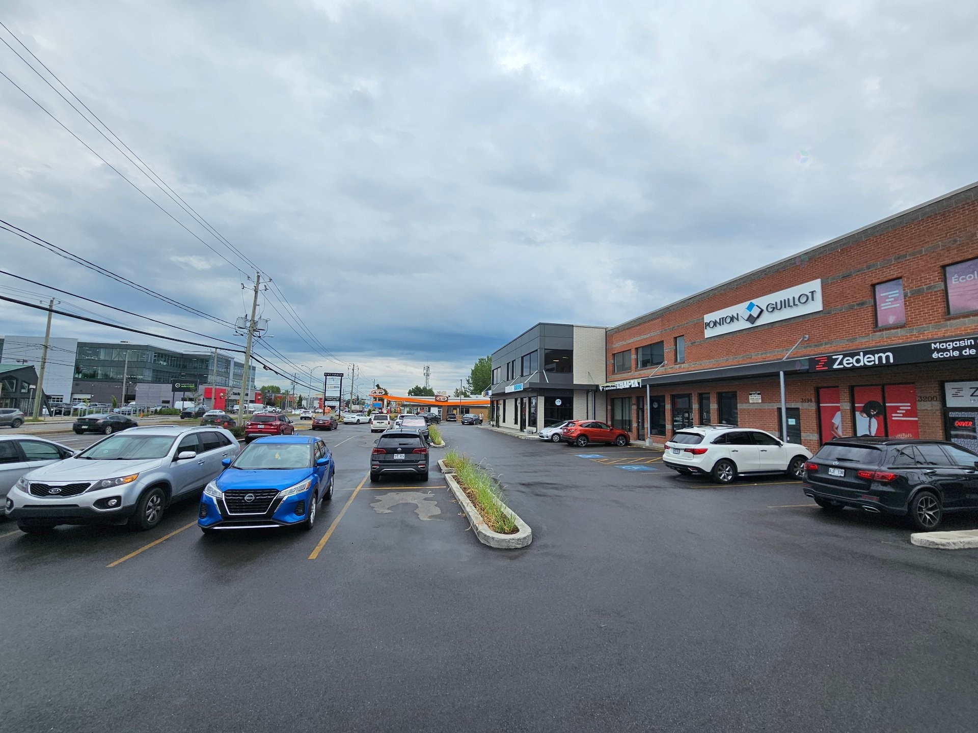 Stationnement - 3200 Ch. Gascon, Terrebonne (Terrebonne), QC - Outdoor