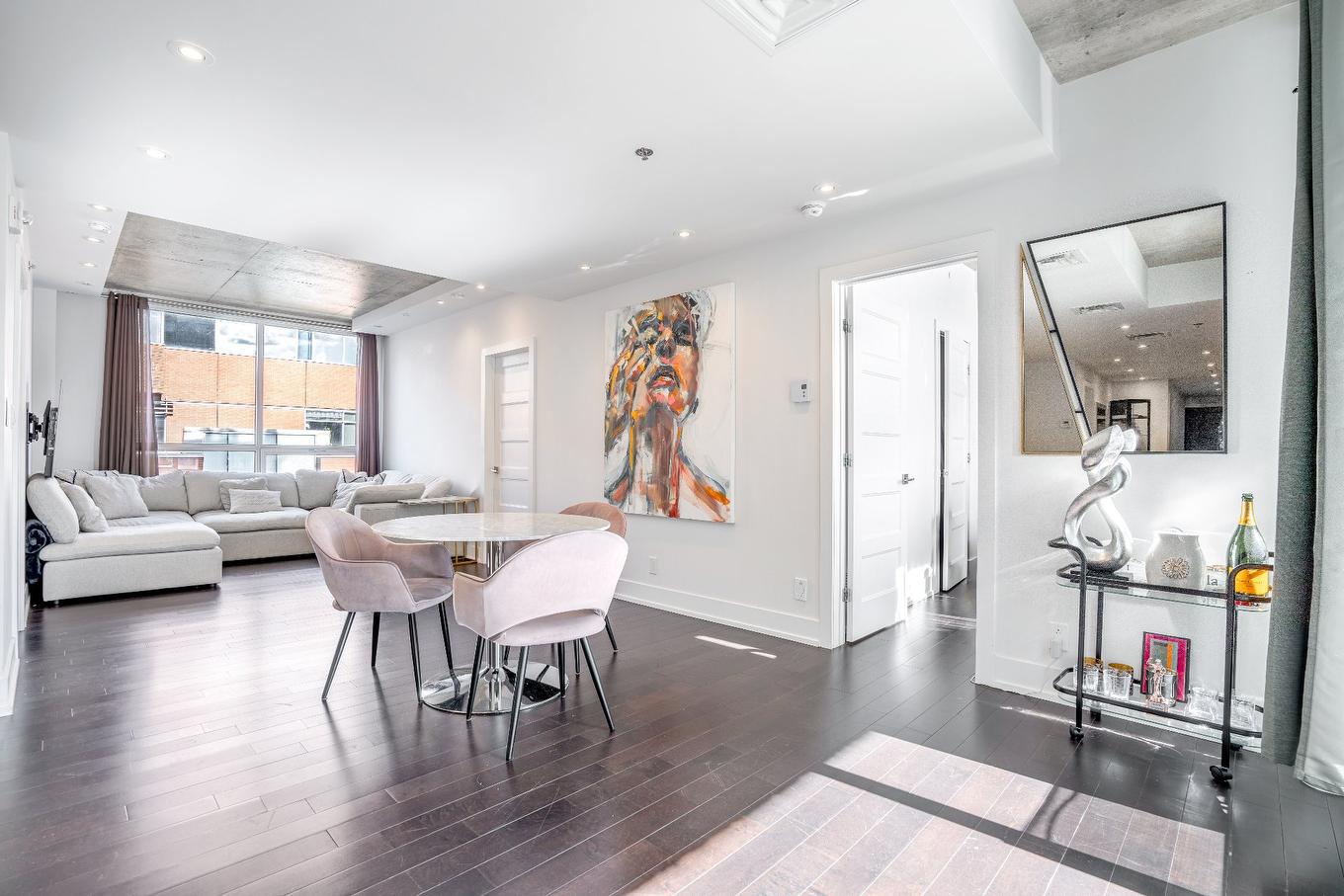 Dining room - 613-711 Rue De La Commune O., Montréal (Ville-Marie), QC - Indoor