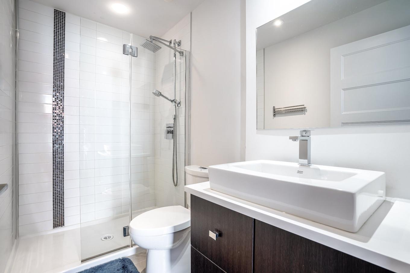 Bathroom - 613-711 Rue De La Commune O., Montréal (Ville-Marie), QC - Indoor Photo Showing Bathroom