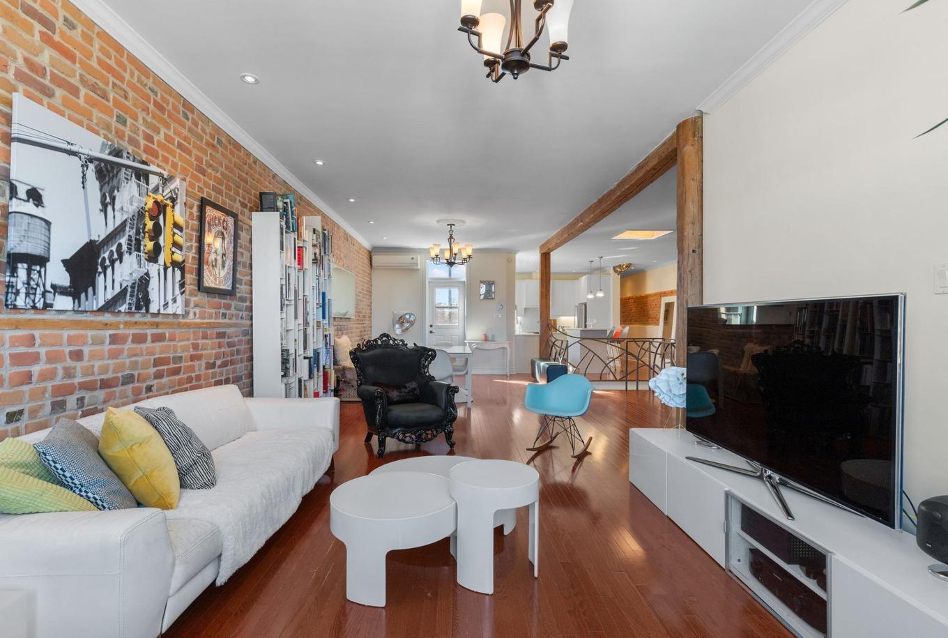 Salon - 4-5830 Av. Du Parc, Montréal (Le Plateau-Mont-Royal), QC - Indoor Photo Showing Living Room