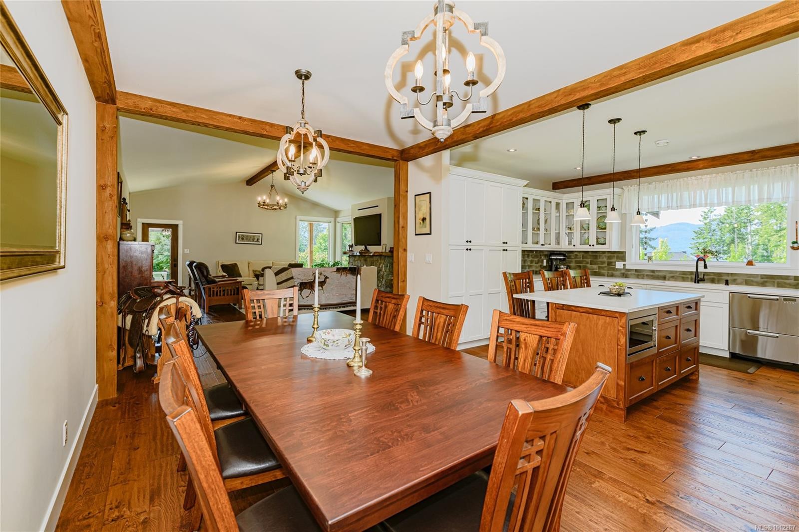 7375 Lakefront Dr, Lake Cowichan, BC