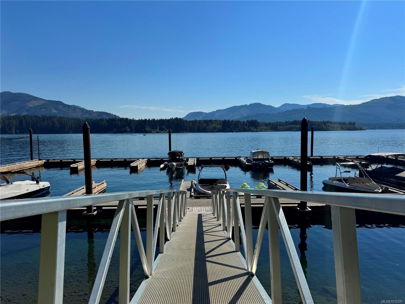 7375 Lakefront Dr, Lake Cowichan, BC