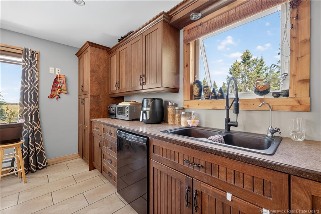 38 Allée Cécile, Petit-Tracadie, NB