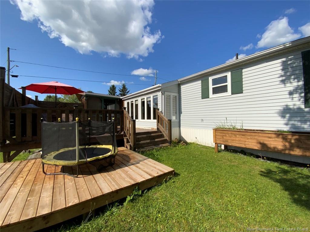 56 Le Paradis St, Saint-Jacques, NB