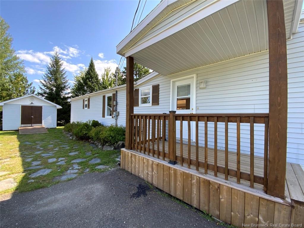 56 Le Paradis St, Saint-Jacques, NB