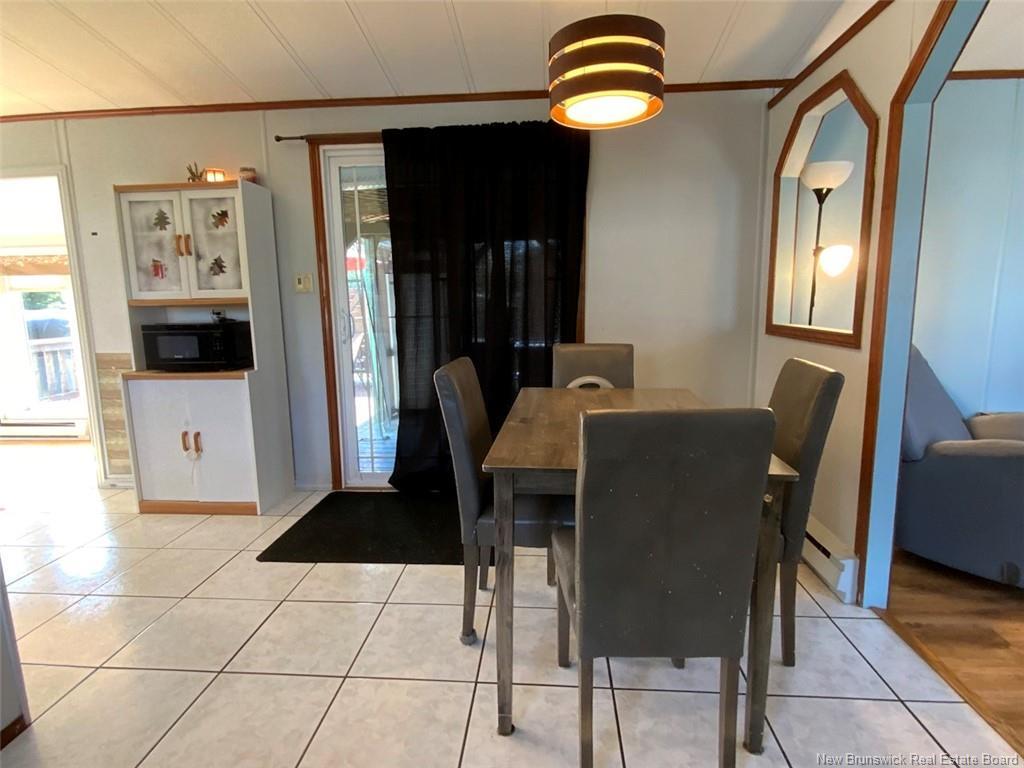 56 Le Paradis St, Saint-Jacques, NB