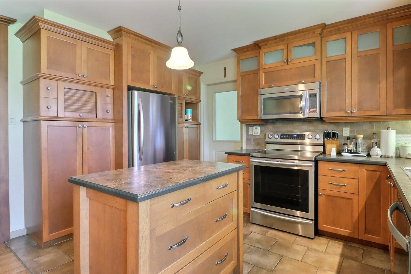 Kitchen - 60 Av. Des Rapides, Québec (Beauport), QC - Indoor Photo Showing Kitchen