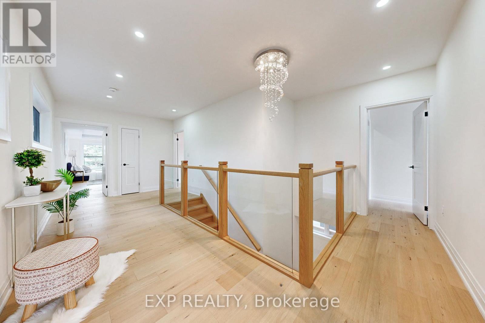 768 Montbeck Crescent, Mississauga, ON - Indoor Photo Showing Other Room