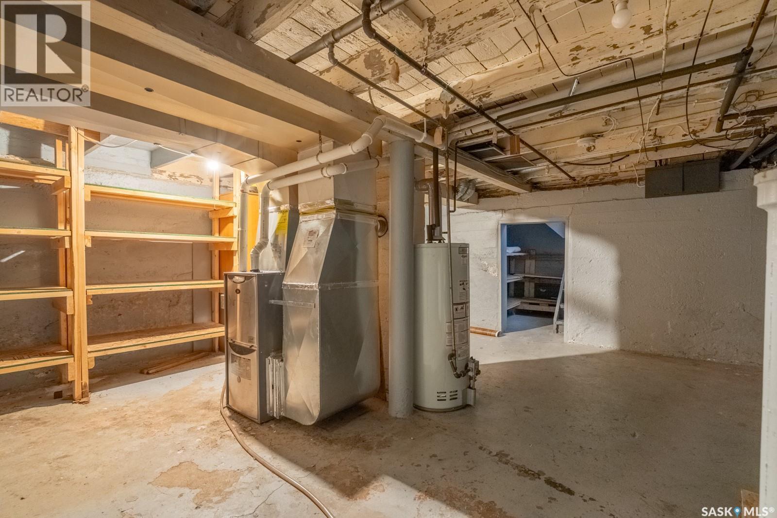 2634 Atkinson Street, Regina, SK - Indoor Photo Showing Basement