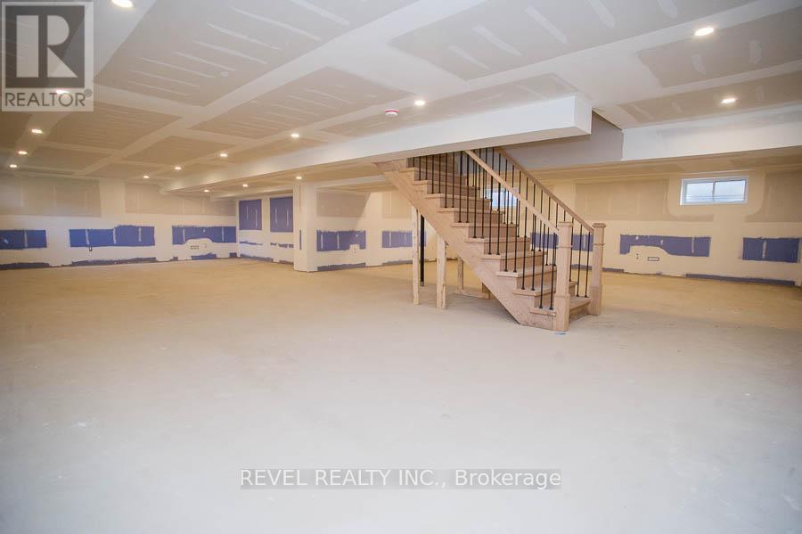 5 Scott Drive, Norfolk, ON - Indoor