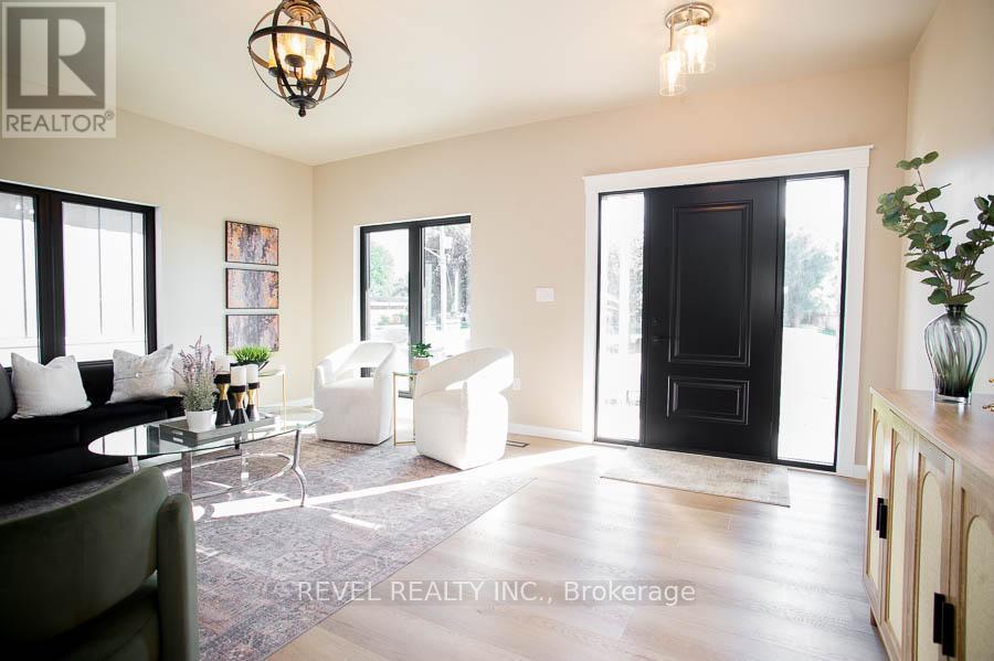 5 Scott Drive, Norfolk, ON - Indoor