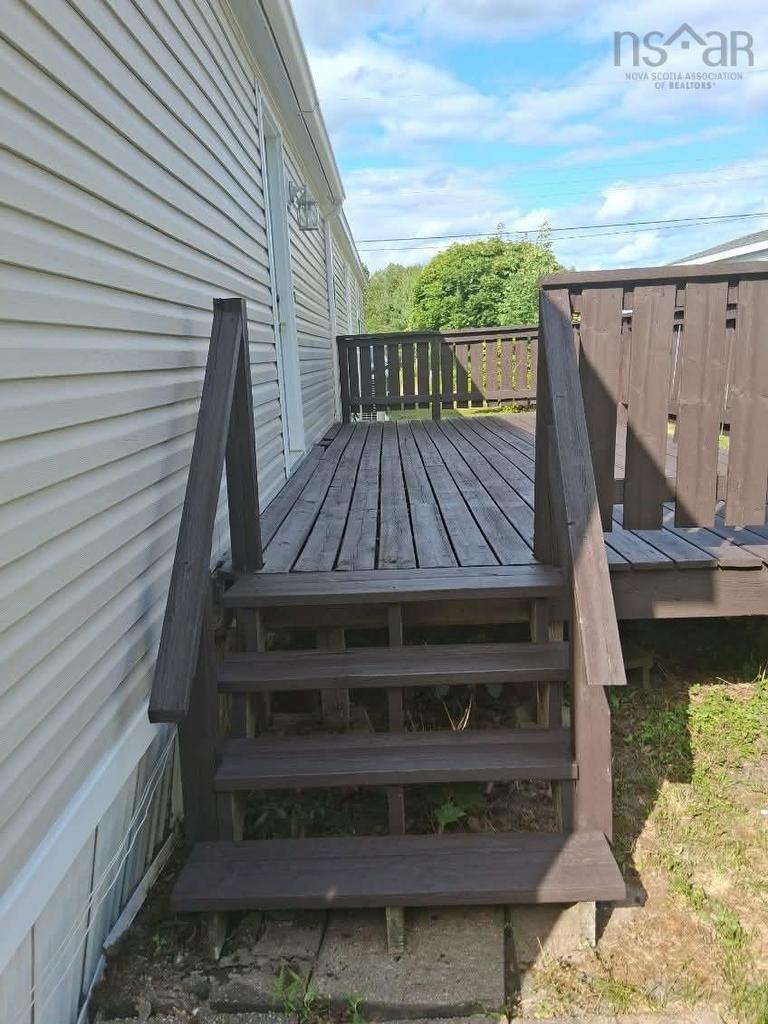 81 Thomson Drive, Bridgewater, NS