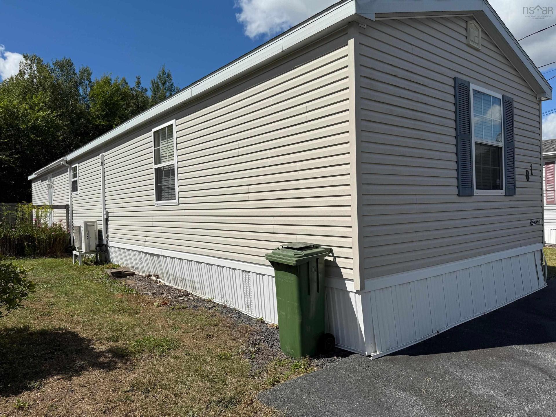 81 Thomson Drive, Bridgewater, NS