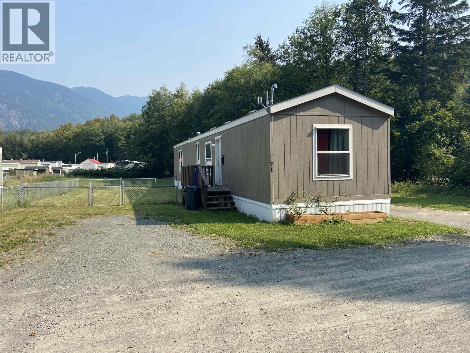 71 3889 Muller Avenue, Terrace, BC - Outdoor