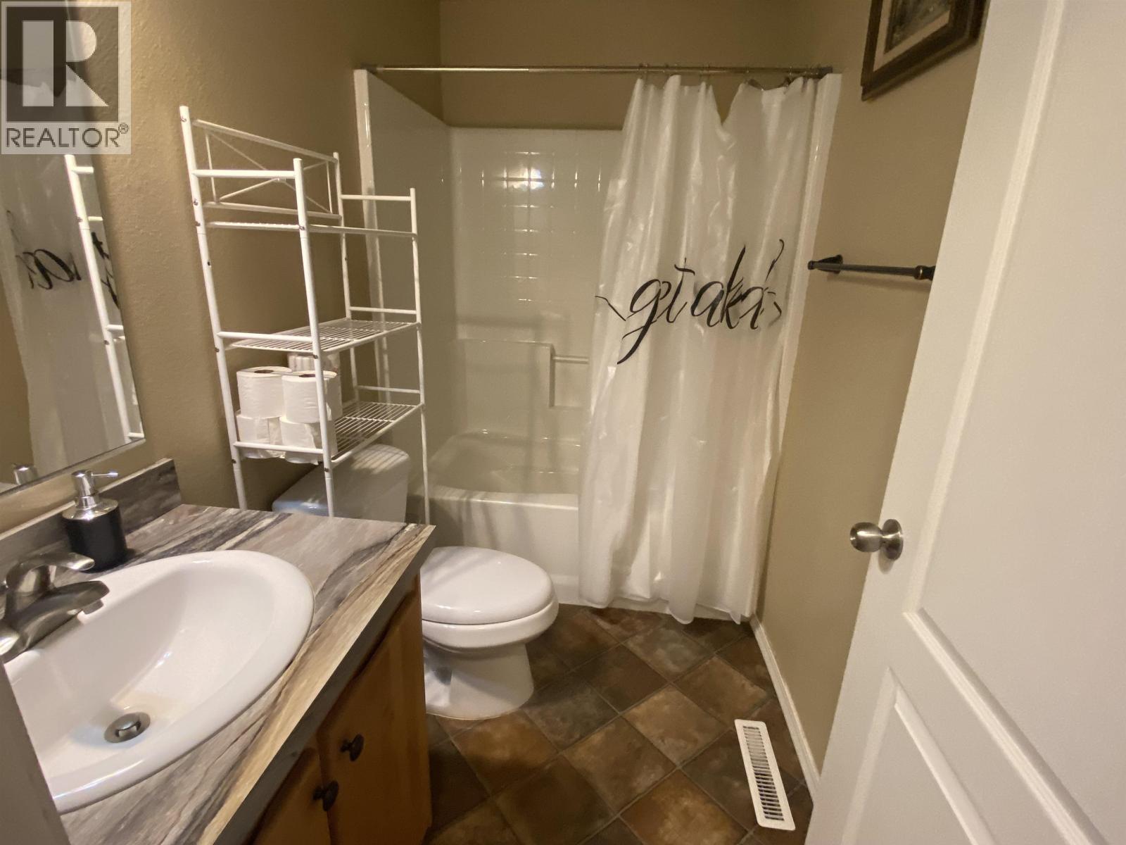 71 3889 Muller Avenue, Terrace, BC - Indoor Photo Showing Bathroom