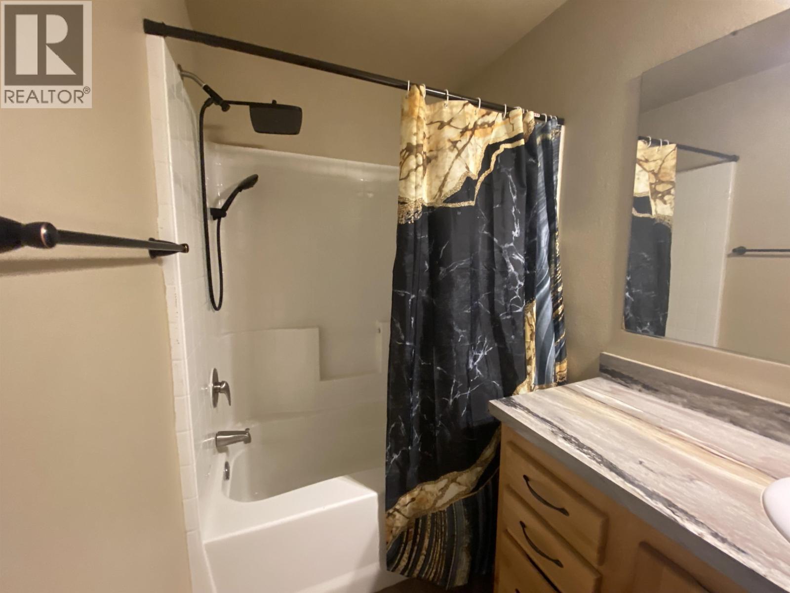 71 3889 Muller Avenue, Terrace, BC - Indoor Photo Showing Bathroom