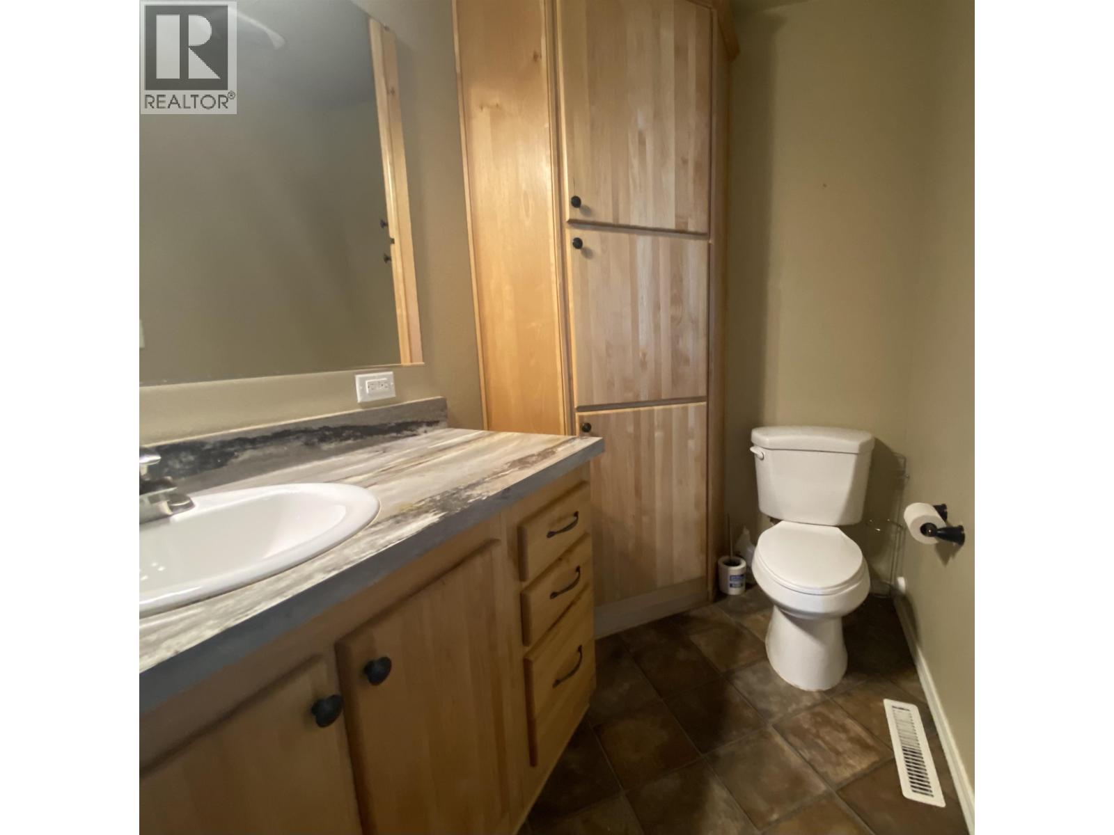 71 3889 Muller Avenue, Terrace, BC - Indoor Photo Showing Bathroom