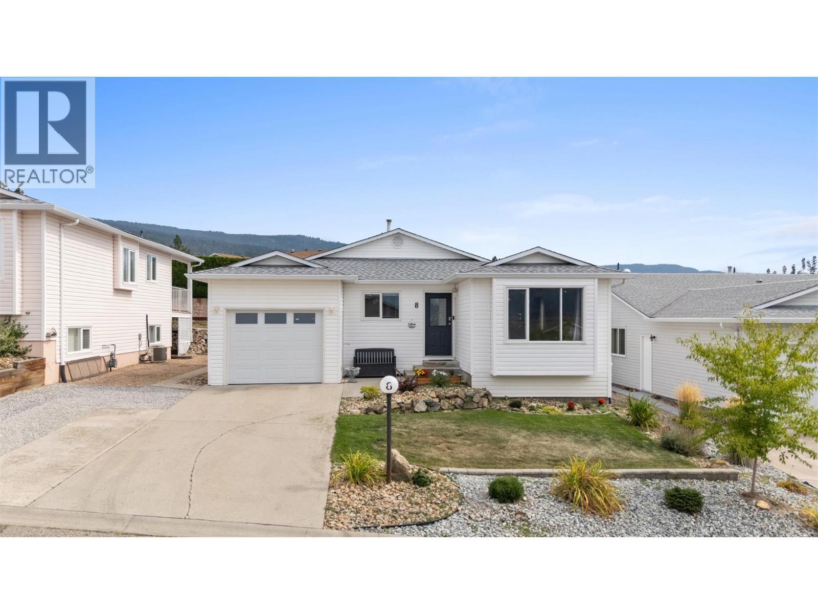 6400 Spencer Road Unit# 8, Kelowna, BC - Outdoor With Facade