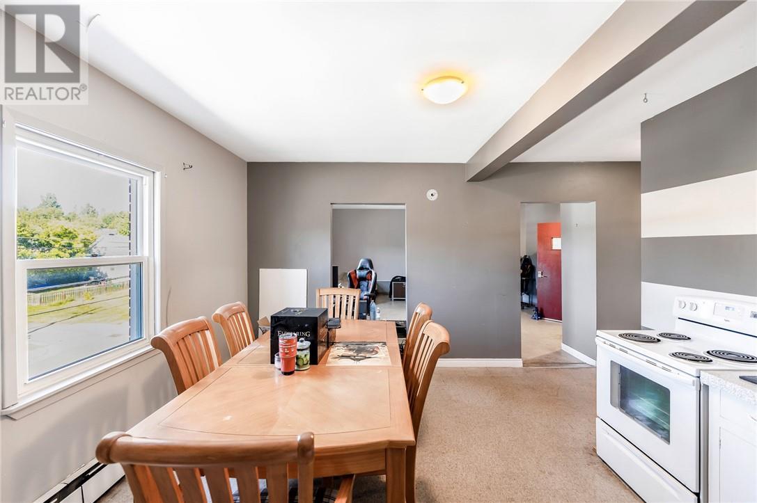 402 Frood Road, Sudbury, ON