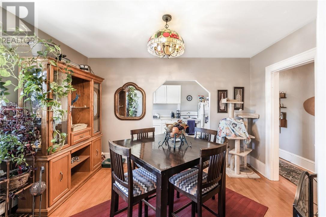 402 Frood Road, Sudbury, ON