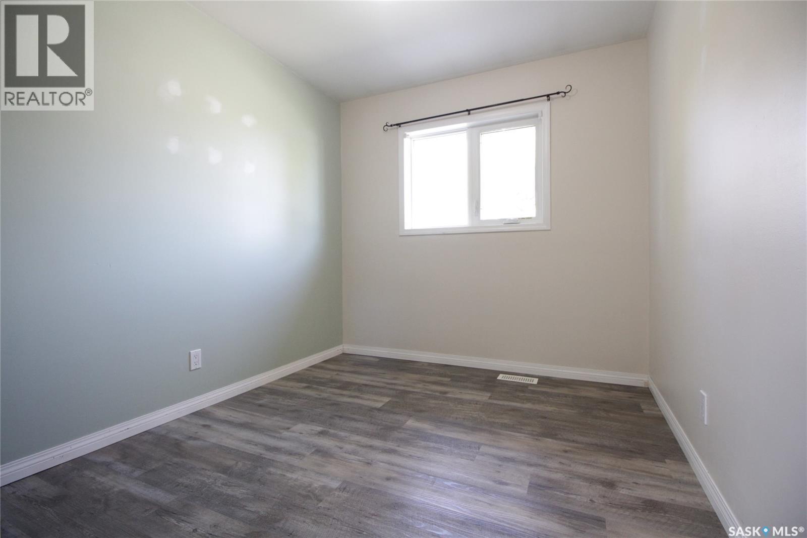 813 Moose Street, Moosomin, SK - Indoor Photo Showing Other Room