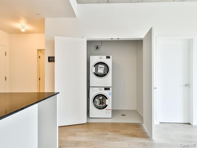 Salle de lavage - 617-5388 Boul. Henri-Bourassa O., Montréal (Saint-Laurent), QC - Indoor Photo Showing Laundry Room