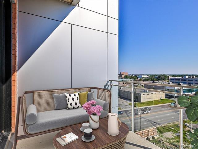 Balcon - 617-5388 Boul. Henri-Bourassa O., Montréal (Saint-Laurent), QC - Indoor