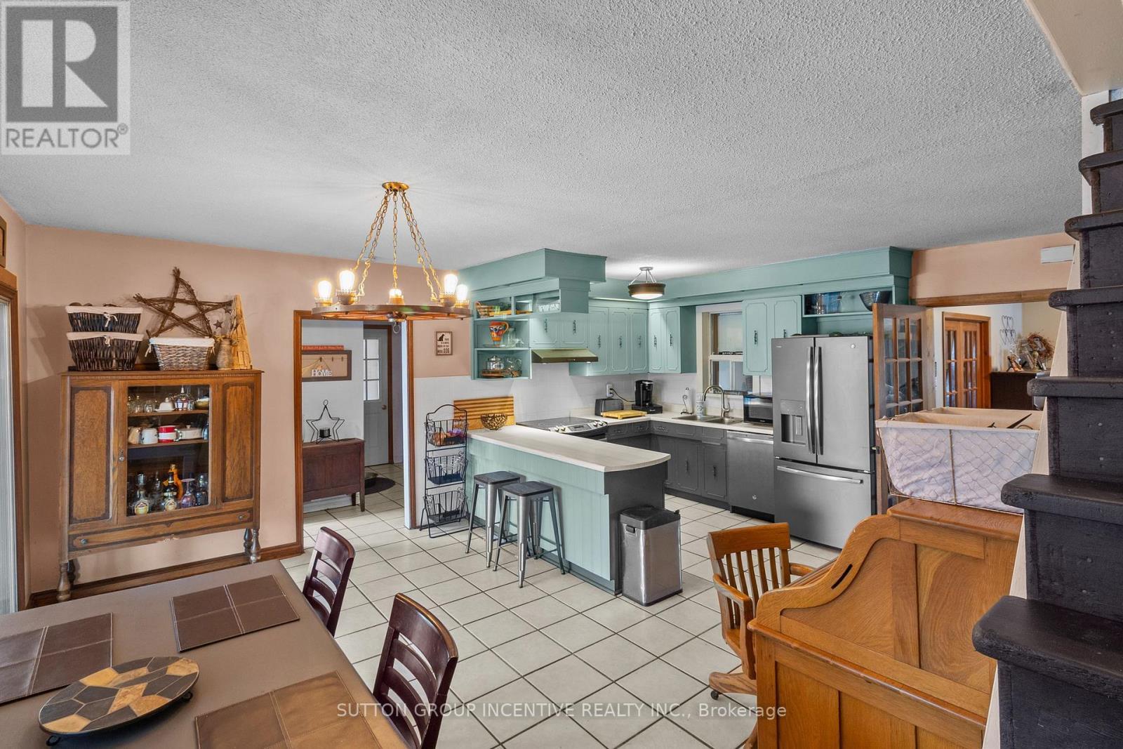 6511 21/22 Nottawasaga Side Road, Clearview, ON - Indoor