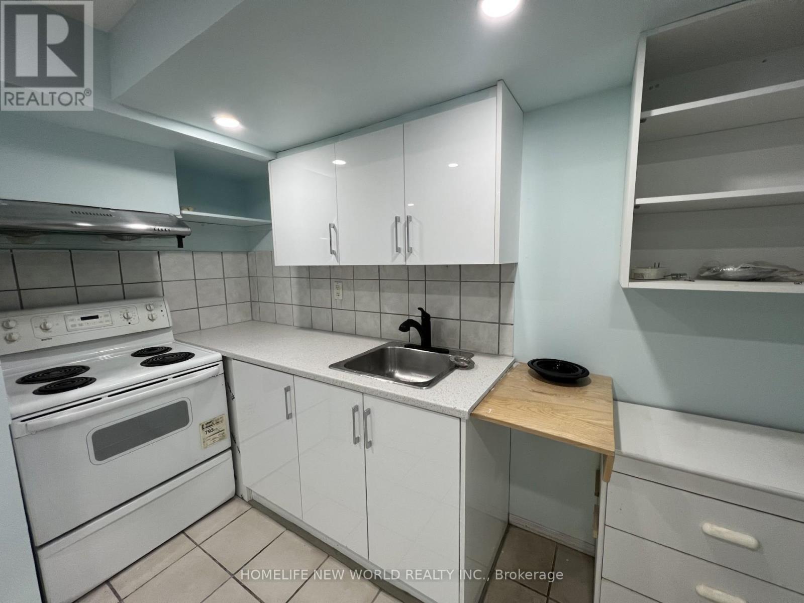 Bsmt - 47 Stather Crescent, Markham, ON - Indoor Photo Showing Kitchen