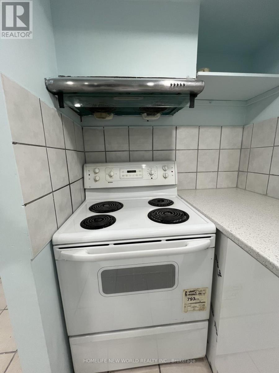 Bsmt - 47 Stather Crescent, Markham, ON - Indoor Photo Showing Kitchen