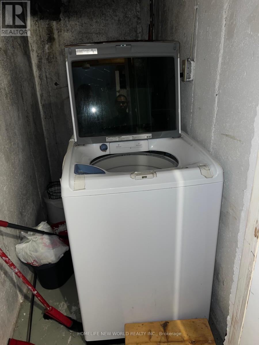 Bsmt - 47 Stather Crescent, Markham, ON - Indoor Photo Showing Laundry Room