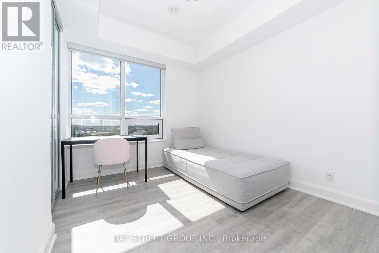 709 - 12 Gandhi Lane, Markham, ON - Indoor