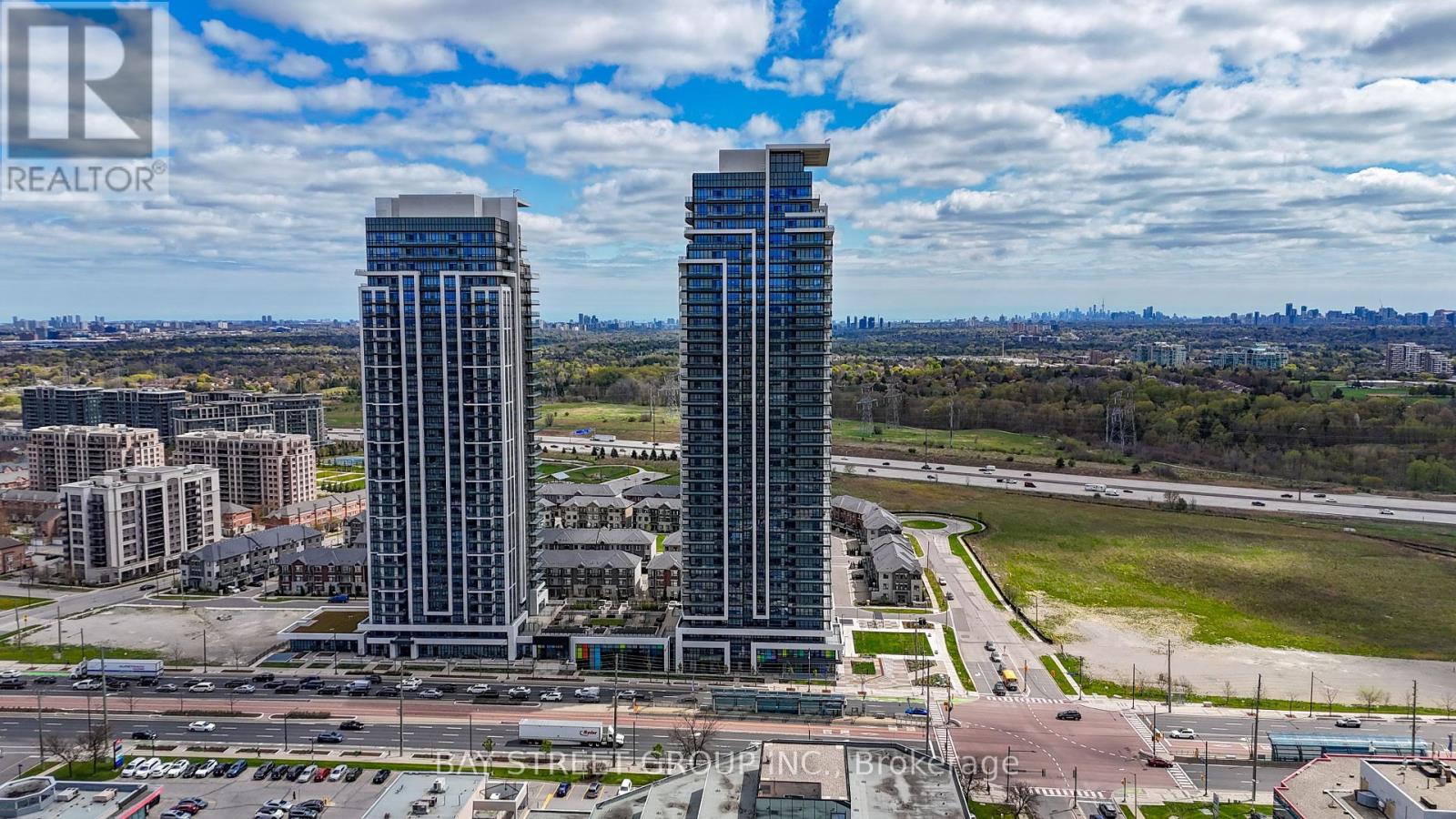 709 - 12 Gandhi Lane, Markham, ON - Outdoor With View