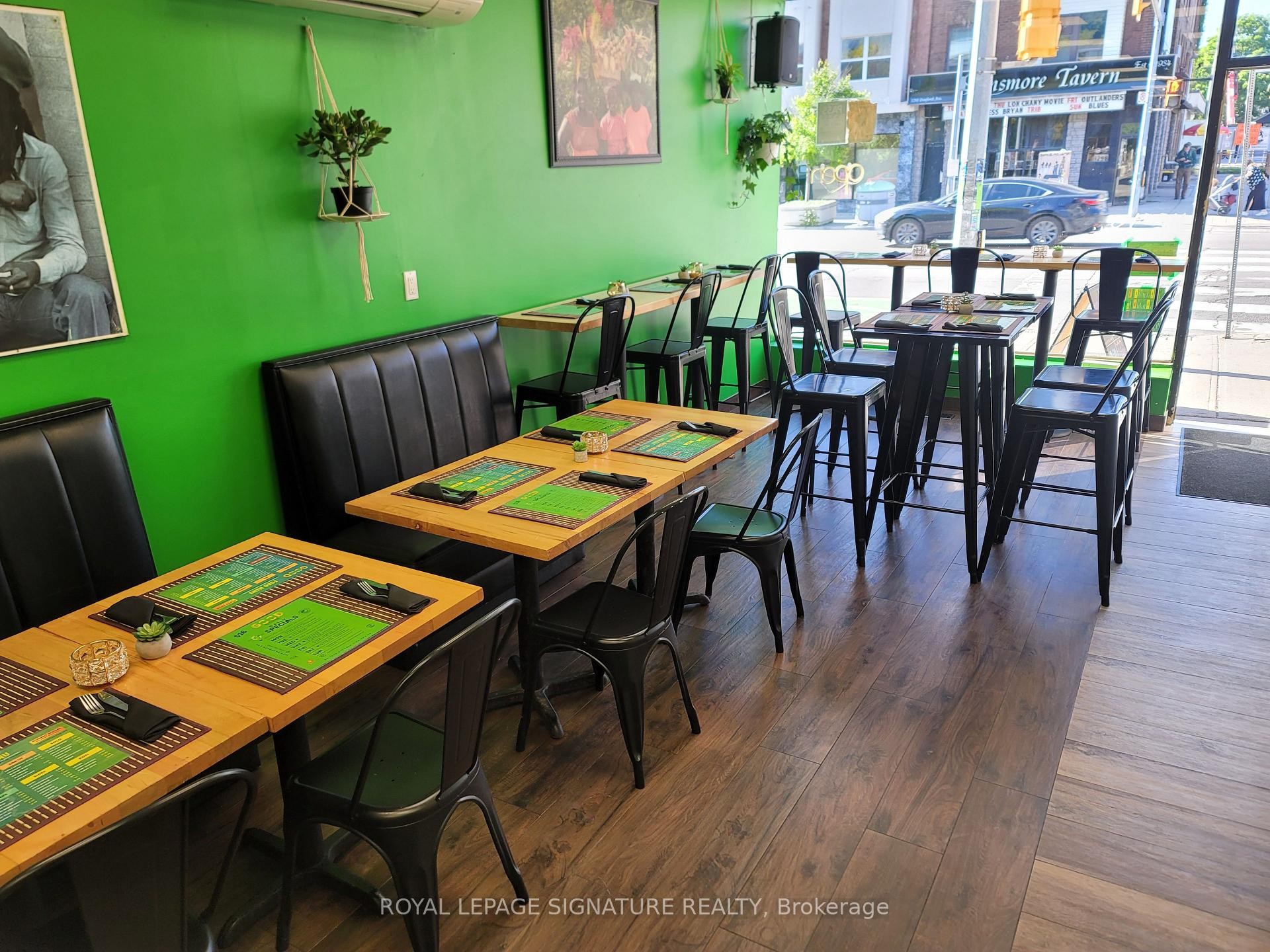 1299-1301 Danforth Avenue, Toronto, ON