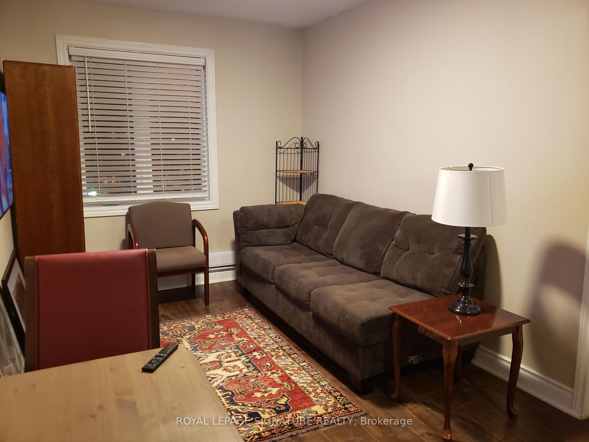 1299-1301 Danforth Avenue, Toronto, ON - Indoor Photo Showing Living Room