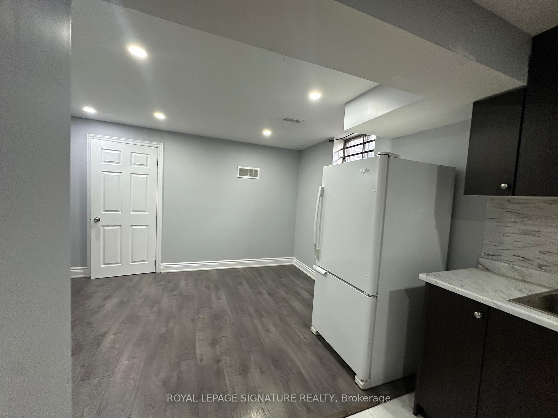 115-16 Litchfield Court, Toronto, ON - Indoor Photo Showing Basement