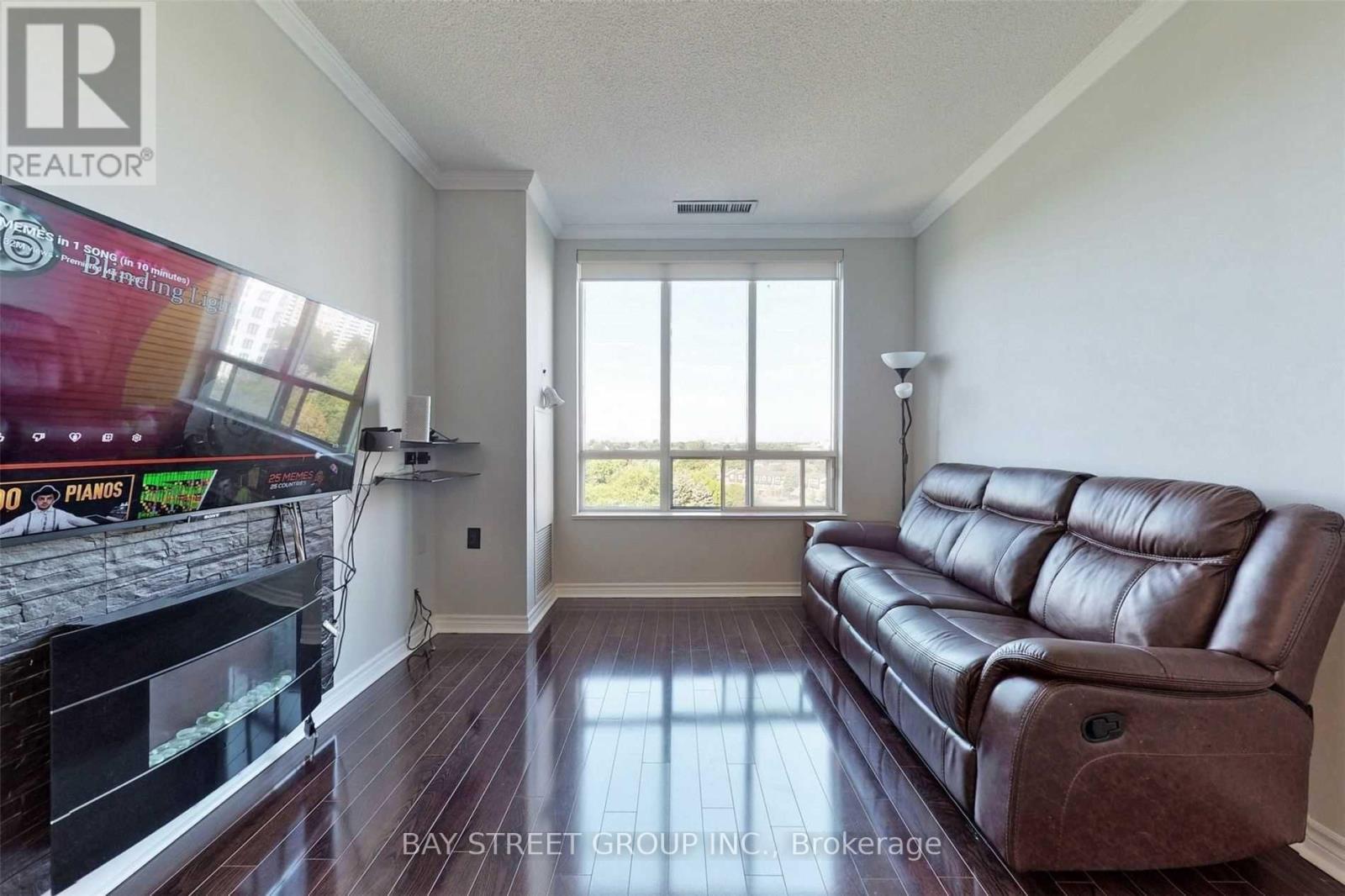 Ph12 - 2628 Mccowan Road, Toronto, ON - Indoor Photo Showing Living Room