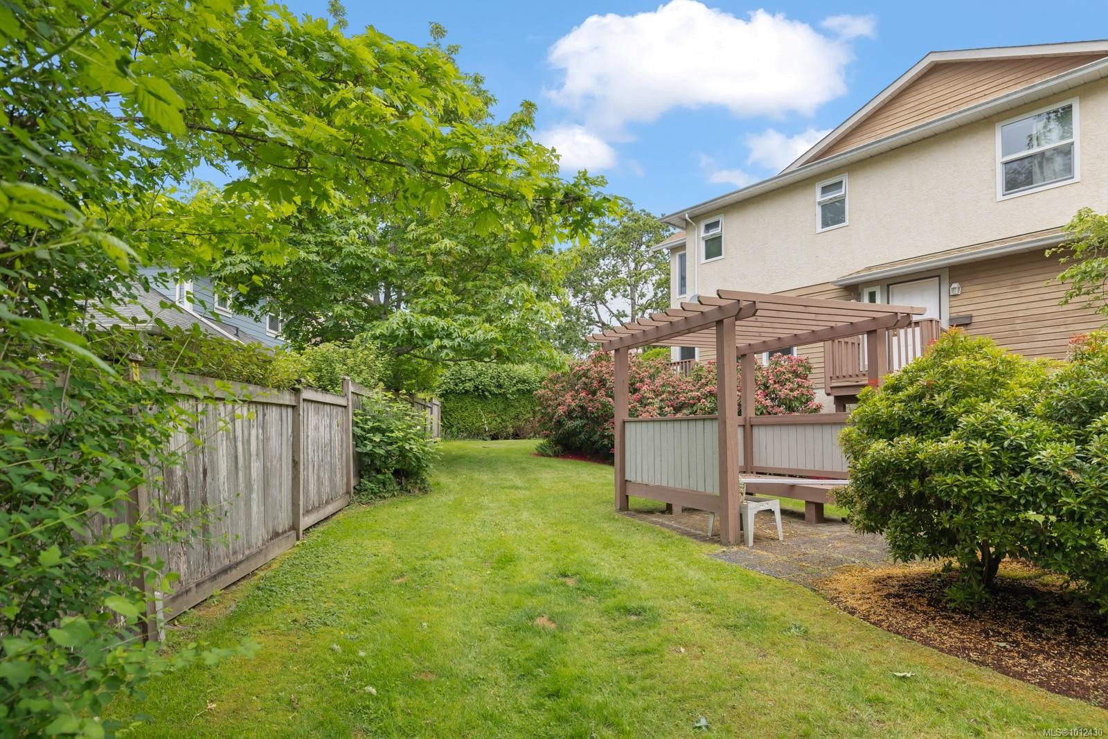 10-4580 West Saanich Rd, Saanich, BC