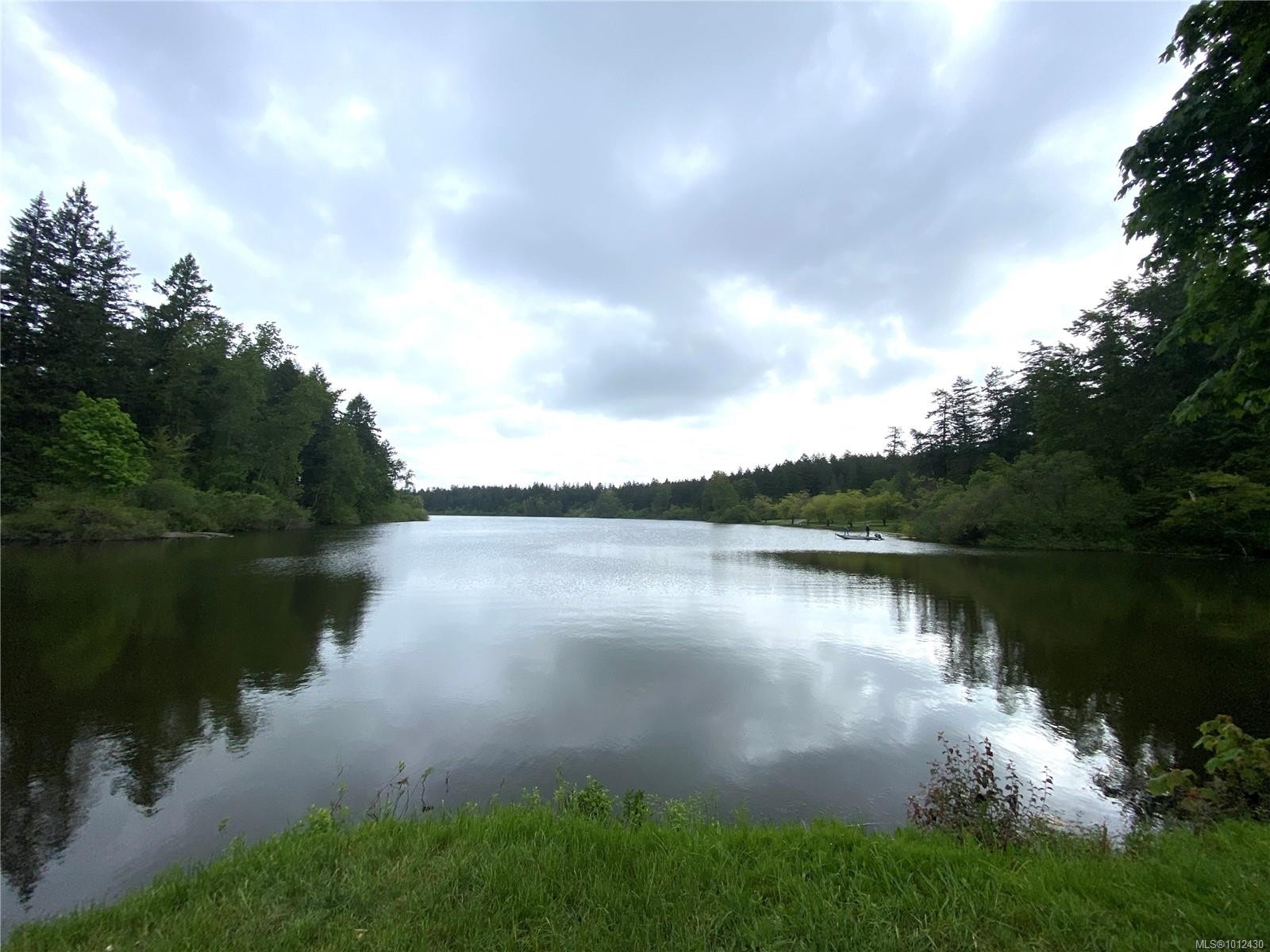 10-4580 West Saanich Rd, Saanich, BC