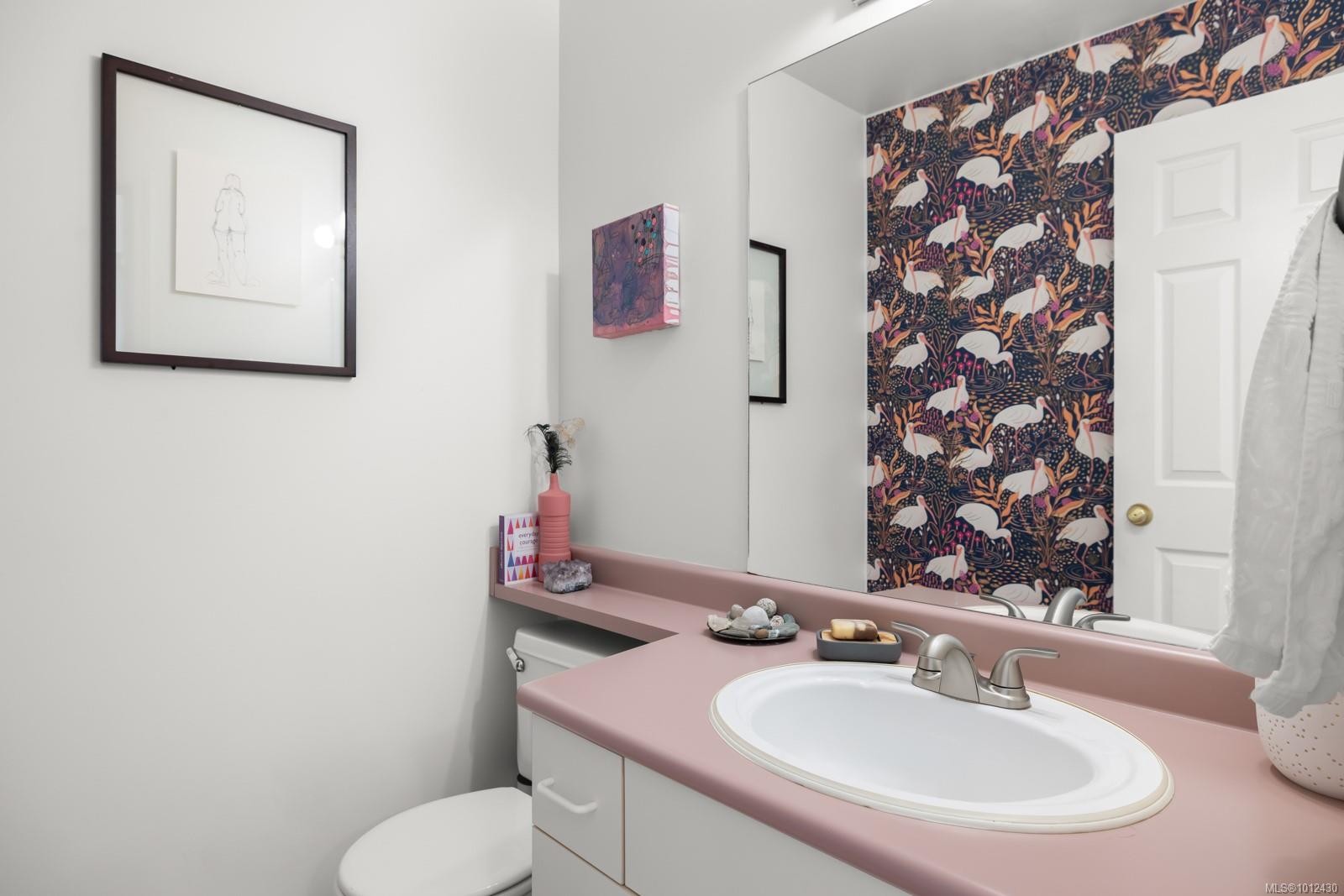 10-4580 West Saanich Rd, Saanich, BC