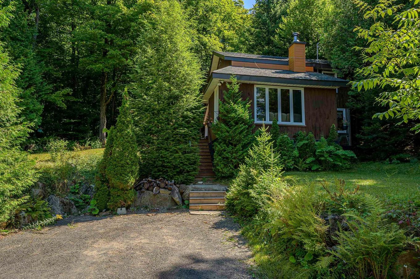 Frontage - 16 Ch. Des Oliviers, Sainte-Anne-Des-Lacs, QC - Outdoor