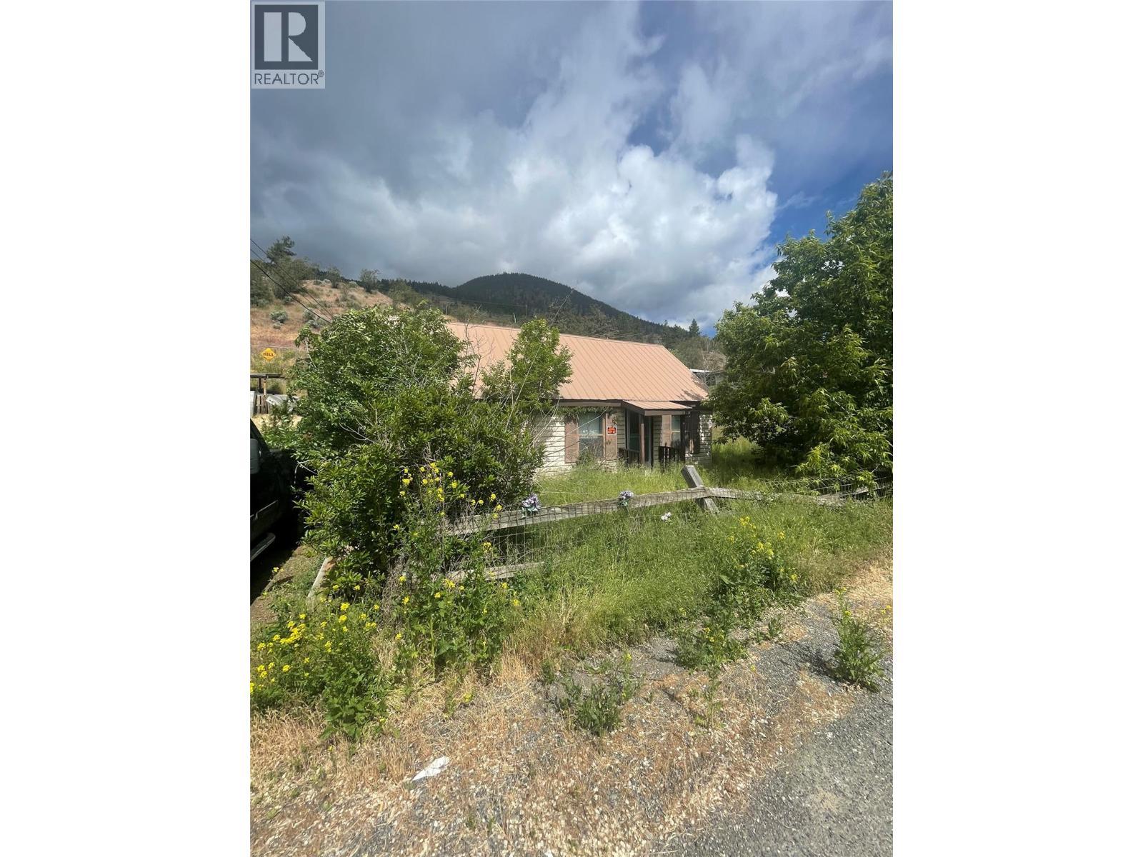 685 Russell Lane, Lillooet, BC - Outdoor