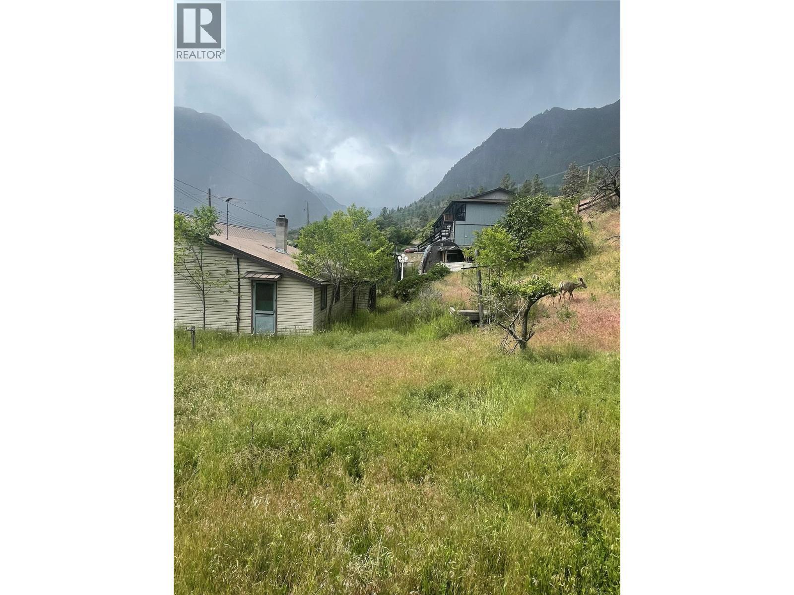 685 Russell Lane, Lillooet, BC - Outdoor