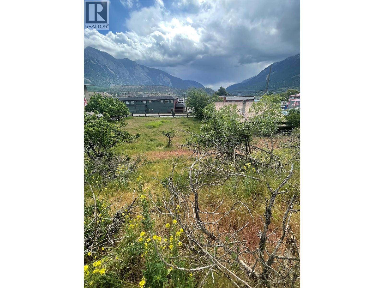 685 Russell Lane, Lillooet, BC - Outdoor With View