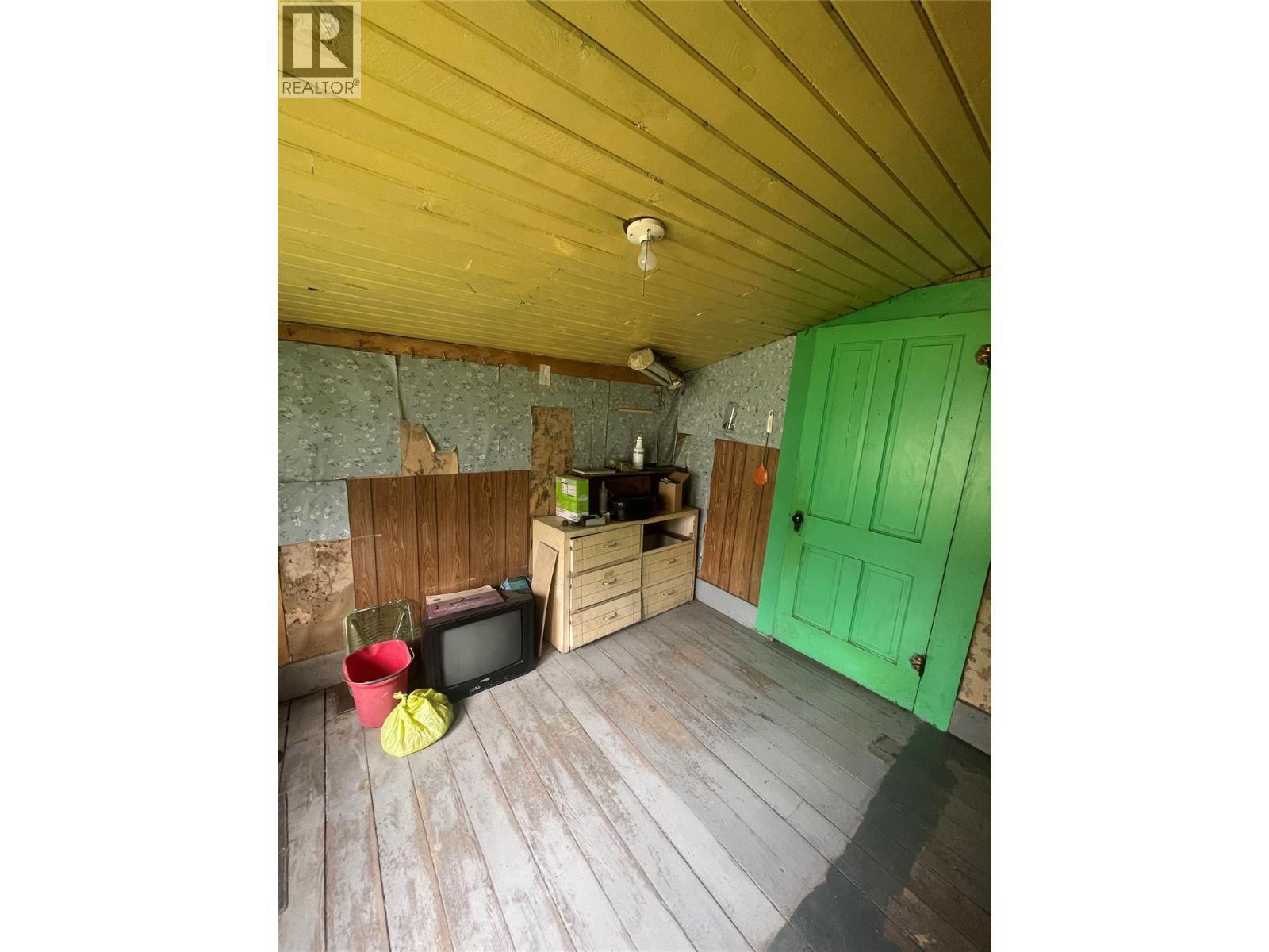 685 Russell Lane, Lillooet, BC - Outdoor With Exterior