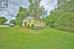 Beautiful backyard lots of potential for expansion -