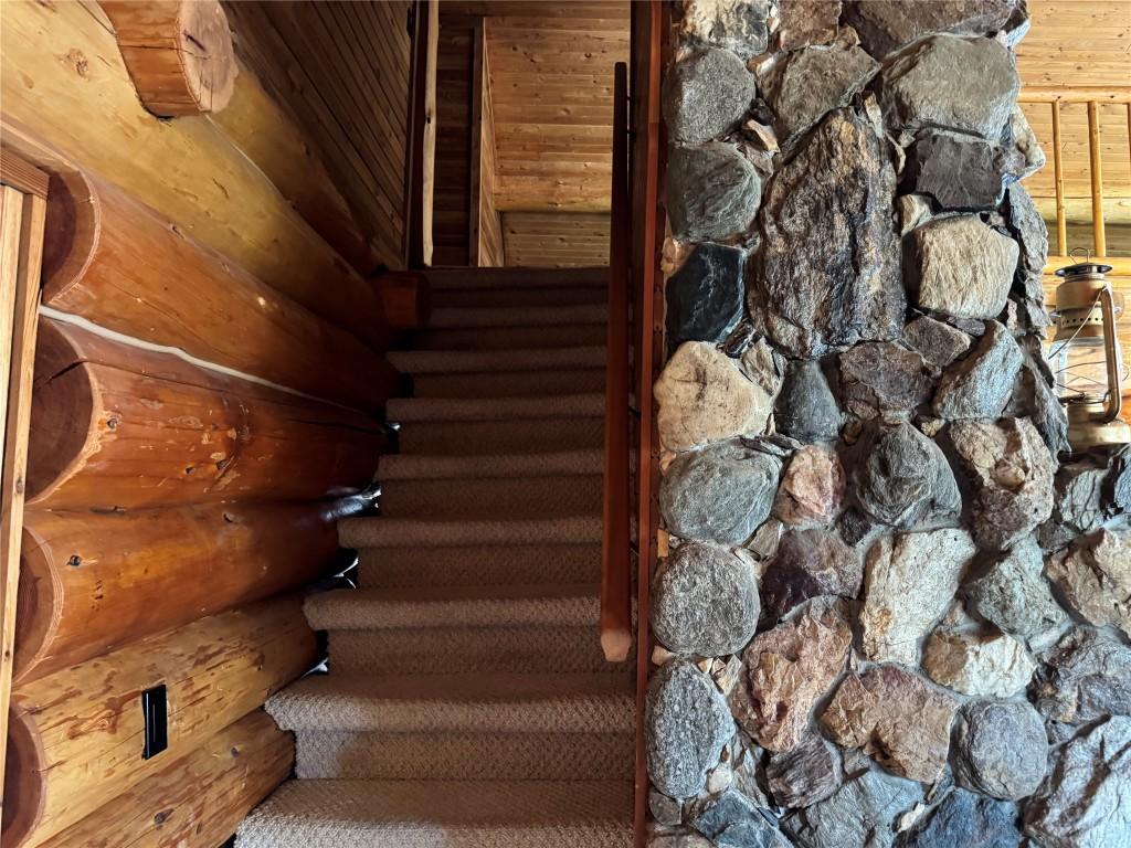 1135 Clearview Drive, Kamloops, BC - Indoor Photo Showing Other Room