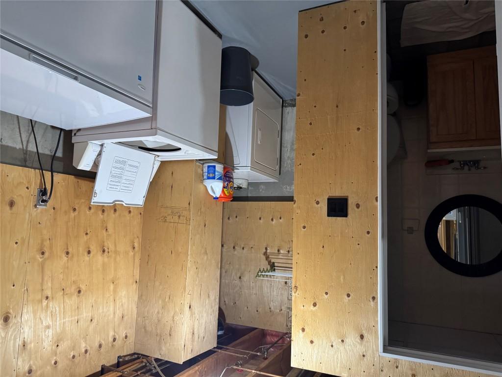 1135 Clearview Drive, Kamloops, BC - Indoor